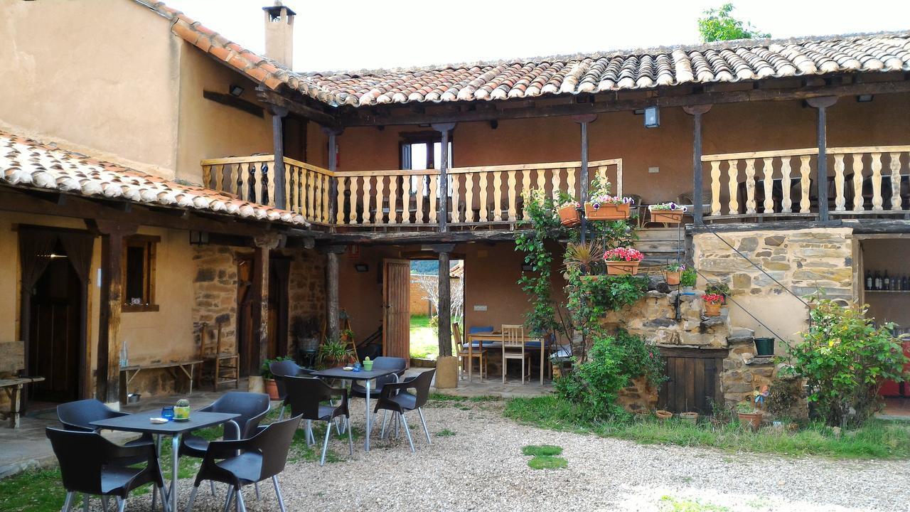 Casa Rural Las Aguedas Murias de Rechivaldo エクステリア 写真